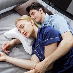 Cuddle pillow for Couples